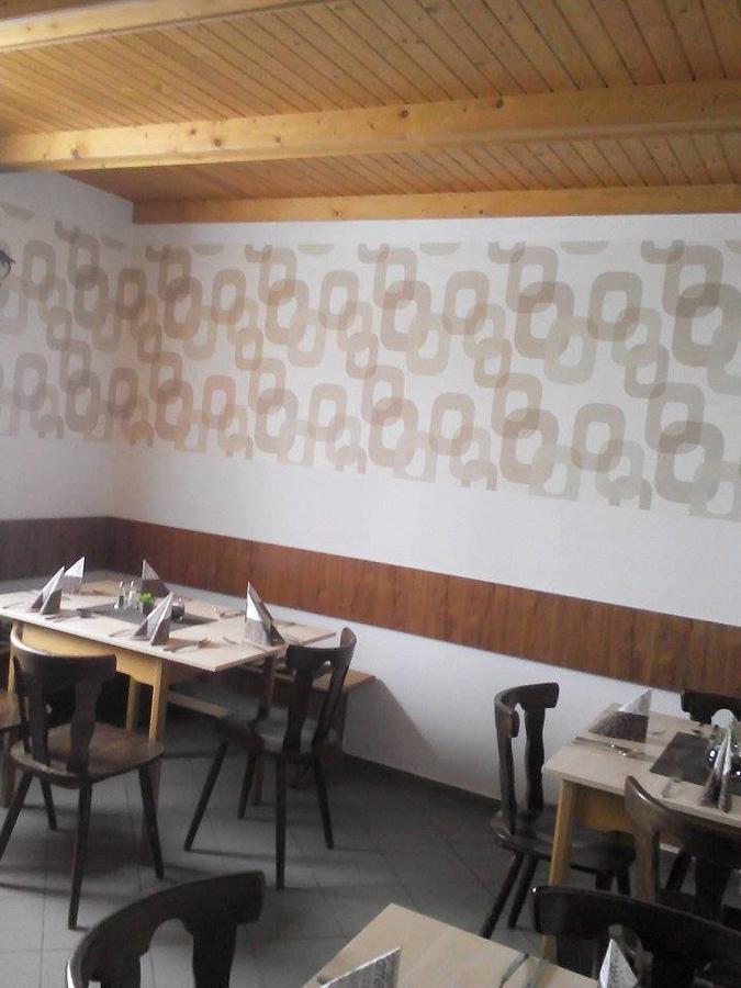 Penzion Kardinal Velke Uherce Εξωτερικό φωτογραφία